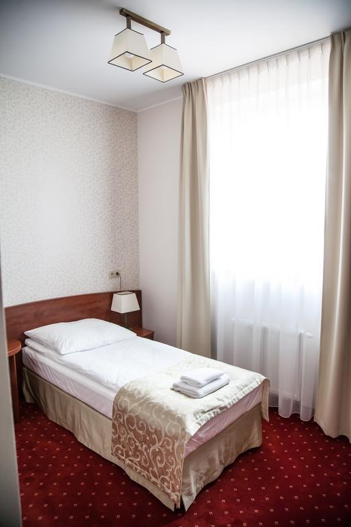 Hotel Stara Gorzelnia Licheń Zimmer foto