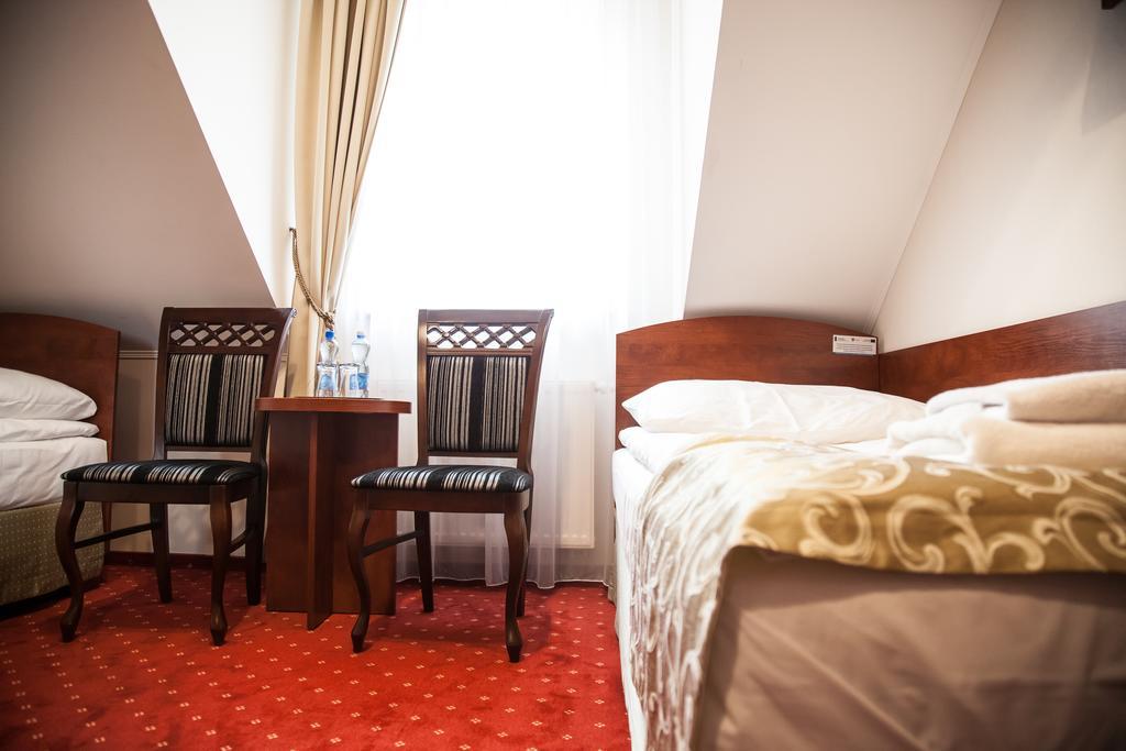 Hotel Stara Gorzelnia Licheń Zimmer foto