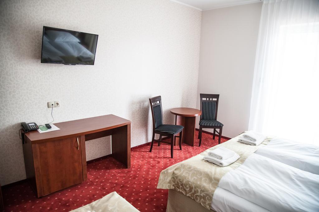 Hotel Stara Gorzelnia Licheń Zimmer foto